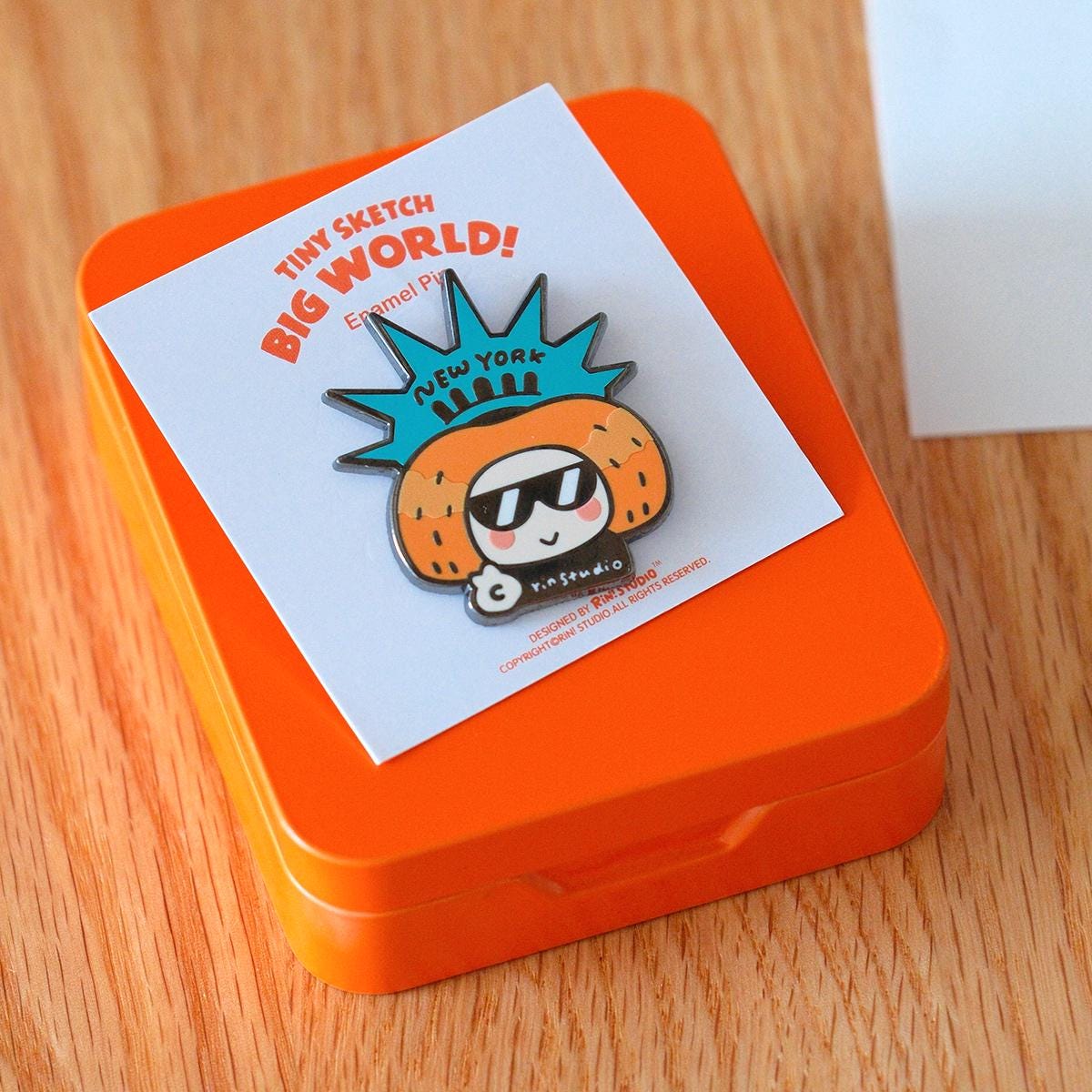 New York Statue of Liberty Enamel Pin, NYC Travel Souvenir (50mm) - RiN! Studio